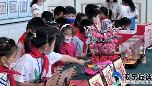 烟台苹果 趣 创未来主题文创展走进市青少年宫