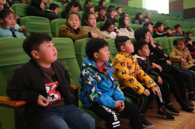 爱眼护眼 科学防控近视