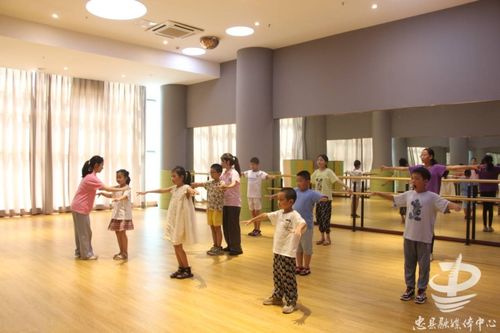 忠县青少年宫开设暑期公益托管班