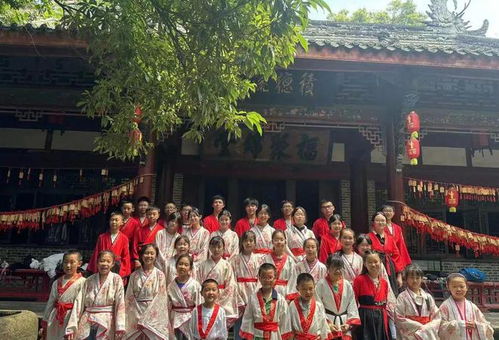 自贡市青少年宫2023年暑期少先队 童眼观生态 写生活动