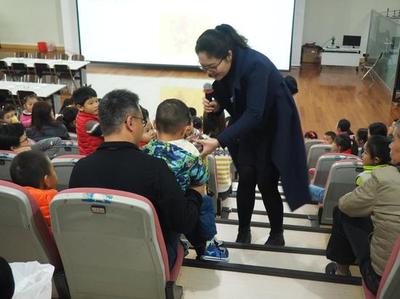 荣珀琥珀走进深圳少年宫,举办公益科普展|荣珀琥珀|科普展|公益_新浪收藏